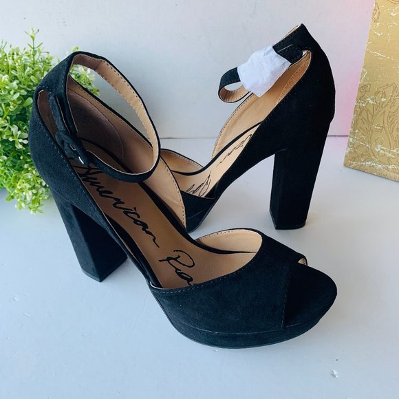 american rag reeta block heel